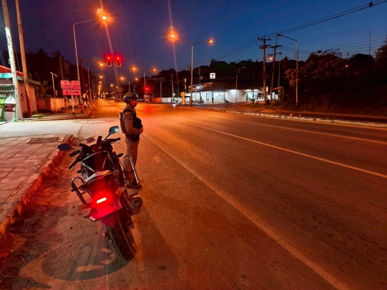 สายตรวจสามแยกทางขึ้นภูทับเบิกออกตรวจเข้ม ป้องกันวัยรุ่นสร้างความเดือดร้อนในพื้นที่